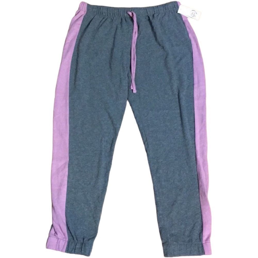 Will call Women’s Striped Jogger Pajama Pants. M, XL